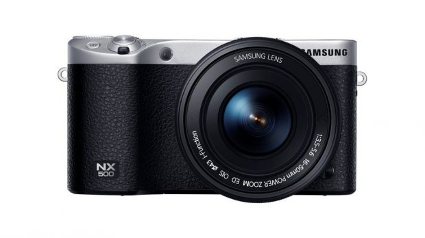 Samsung NX500 frontal image