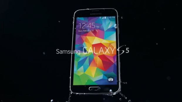Samsung Galaxy S5 is still on sale