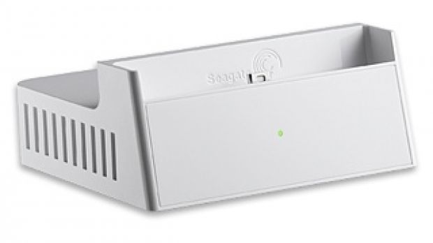 Seagate rolls out new FreeAgent DockStar network adapter