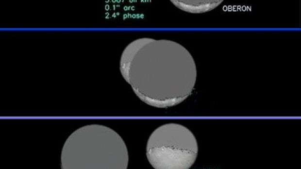 Uranus's moon Oberon passed in front of the moon Umbriel on 4 May. The gray areas are surfaces that have not yet been mapped.