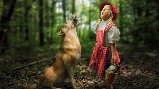 Creative dad puts daughters into fairytales by manipulating photographs