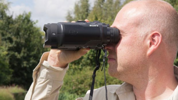 Sony Full HD video recording binoculars
