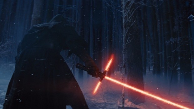 First teaser trailer for “Star Wars: The Force Awakens” introduces new Lightsaber