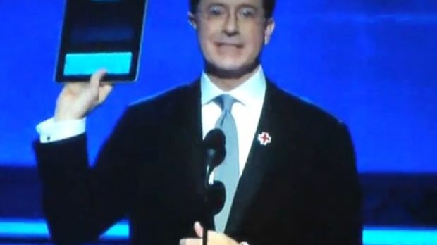 Stephen Colbert shows off iPad at the Grammys