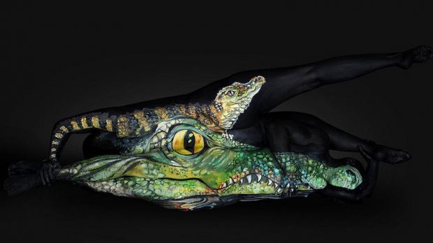 Artist creates amazing animal portraits