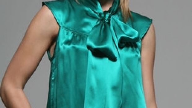 A green bow tie dress is an excellent choice this season