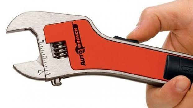Black & Decker Auto Wrench- What's Inside? 