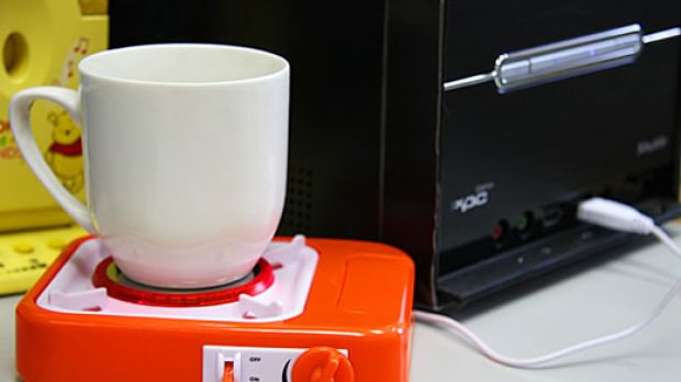 You can set the temperature for your cup using the USB Gas Stove Cup Warmer