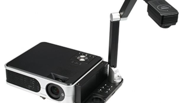 The Toshiba TLP-XC2000U projector - arm extended