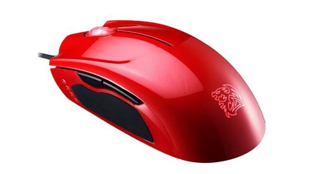 Tt eSPORTS Saphira gaming mouse