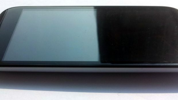 Umeox 720p 5-inch handset