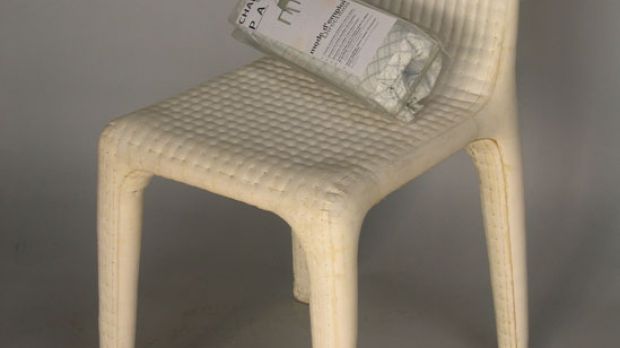A small container in the Pack Chair  houses the two ingredients which release the polyurethane foam when combined