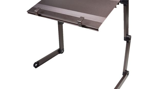 Thanko foldable face-up bed desk