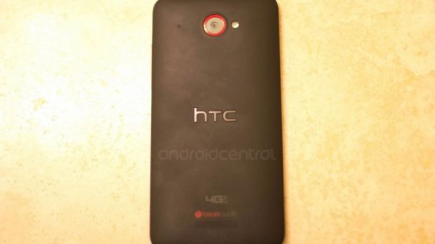 HTC DLX (back)