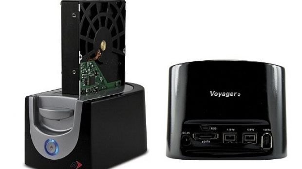 The Voyager Q, a nifty HDD dock