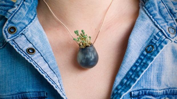 Wearable planter number 1