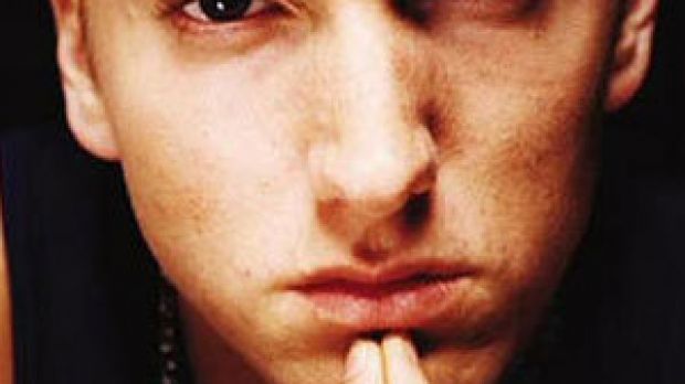 Fake Eminem car crash rumors exploited by Zbot distributors