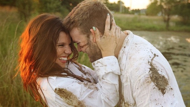 Amy Duggar and Dillon King celebrate engagement with steamy, muddy photoshoot