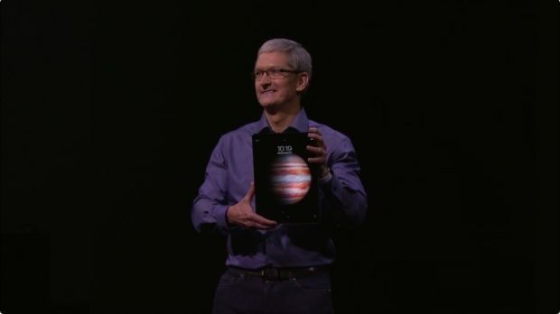 Tim Cook showing the iPad Pro