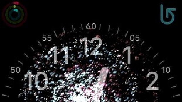 Apple Watch shows fireworks on the clock face