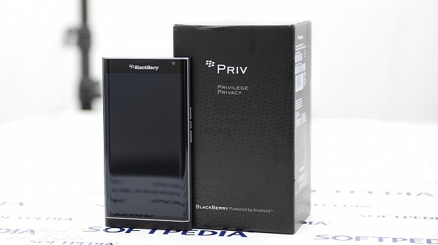BlackBerry PRIV front with box