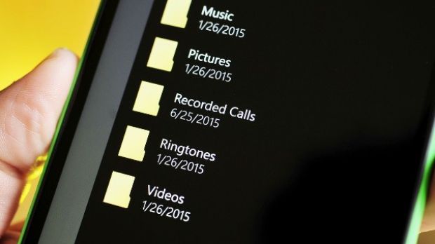 Windows 10 Mobile build 10149 has call recording folder