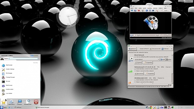 KDE Plasma Desktop in version 160604 of DebEX KDE