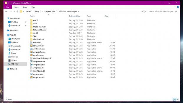 Windows 10 File Explorer with ribbon minimized