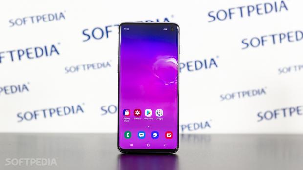 If you just bought a Samsung Galaxy S10 and Android Auto is no longer working in your car, you’re not alone.