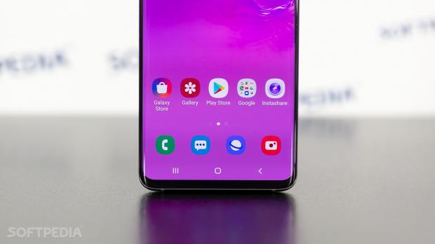 Galaxy S10 is the first Samsung model getting the Android 10 update