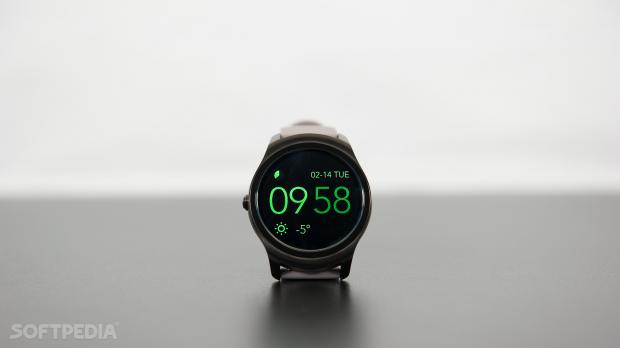 Ticwatch 2 smartwatch display