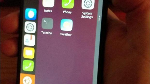 Watch: Ubuntu Convergence Teaser, Running GIMP on a Nexus 7 Tablet