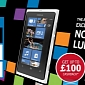 £100 Cashback with White Nokia Lumia 800 from Phones4U