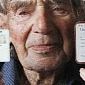 105-Year-Old Driver Is Oldest in New Zealand