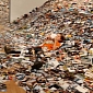 24 Hours of Flickr Uploads, 1 Million Photos Printed Out for Art Installation