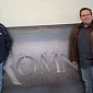 300-Pound Sign Used in Romney Campaign Given Away for Free