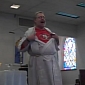 49ers Fan Pastor Condenses Service in 1 Minute to Catch the Game – Video