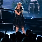 ACM Awards 2013: Carrie Underwood Performs “Two Black Cadillacs” – Video