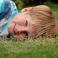 ADHD Symptoms May Be Eased by Playing in the Grass