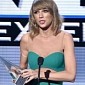 AMAs 2014: Taylor Swift Receives Dick Clark Award for Excellence, Is Most GIF-able – Video