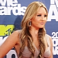 Amanda Bynes Sues Mag for Saying She’s “Troubled”