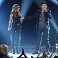 Angie Miller Performs with Adam Lambert, Jessie J on American Idol Finals – Video