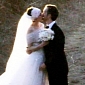 Anne Hathaway and Adam Shulman Are Married