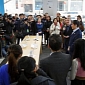 Apple CEO Asked About Bigger iPhone 6 in 2014 <em>Bloomberg</em>