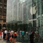 Apple Is Extending Store Hours, Adding Staff to Cope with iPhone 3G Demand