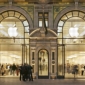 Apple Revamps Apple Store Services