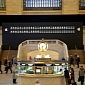 Apple Sends Photo with Grand Central Store Opening Details
