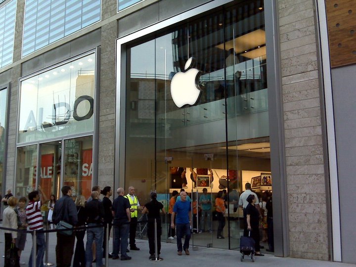 apple store open