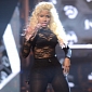 BET Awards 2012: Nicki Minaj Gets Cheeky on “Beez in the Trap”