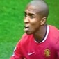 Bird Poops into Manchester United’s Ashley Young’s Mouth, Wins the Internet – Video